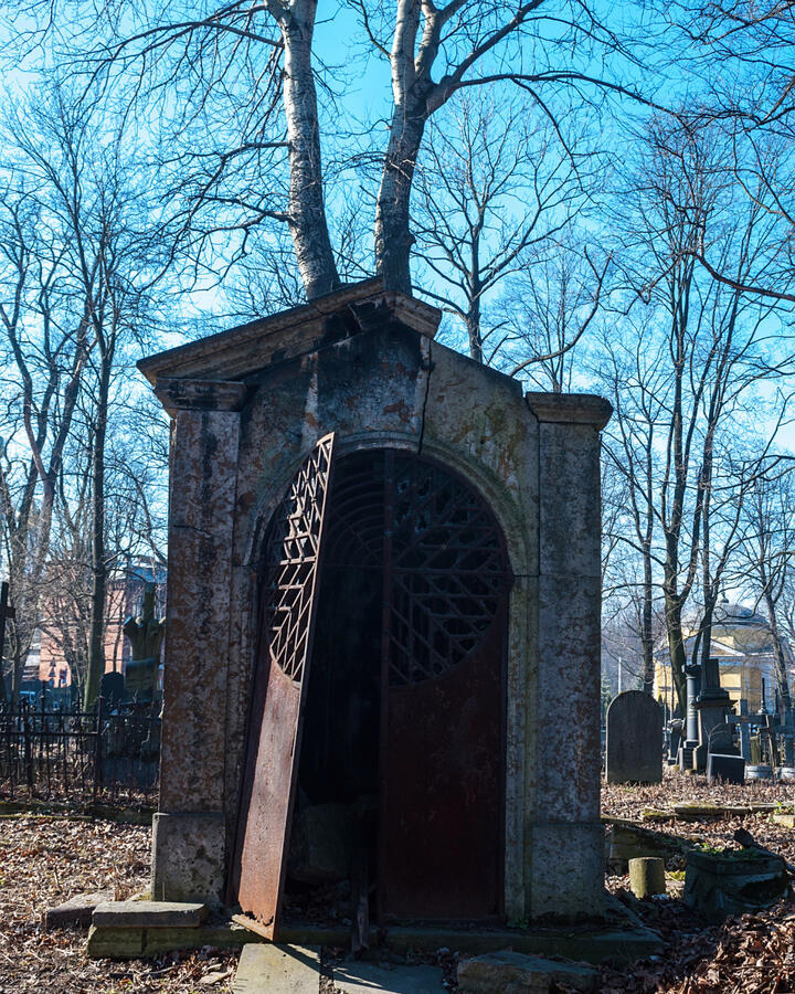 Untitled Before After Crypt Cleaning